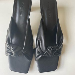 Banana Republic twisted knit sandals